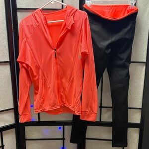 Vick Sun Vibrant Coral and Black Women's Activewear Set